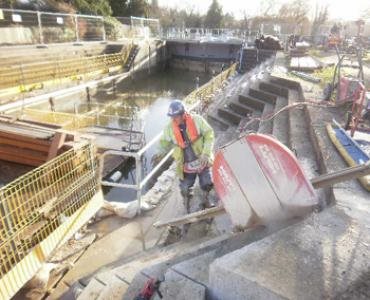 Old Windsor Lock